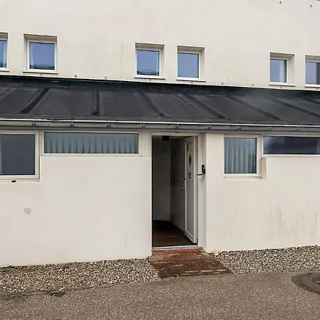 6 Person In * Brovst